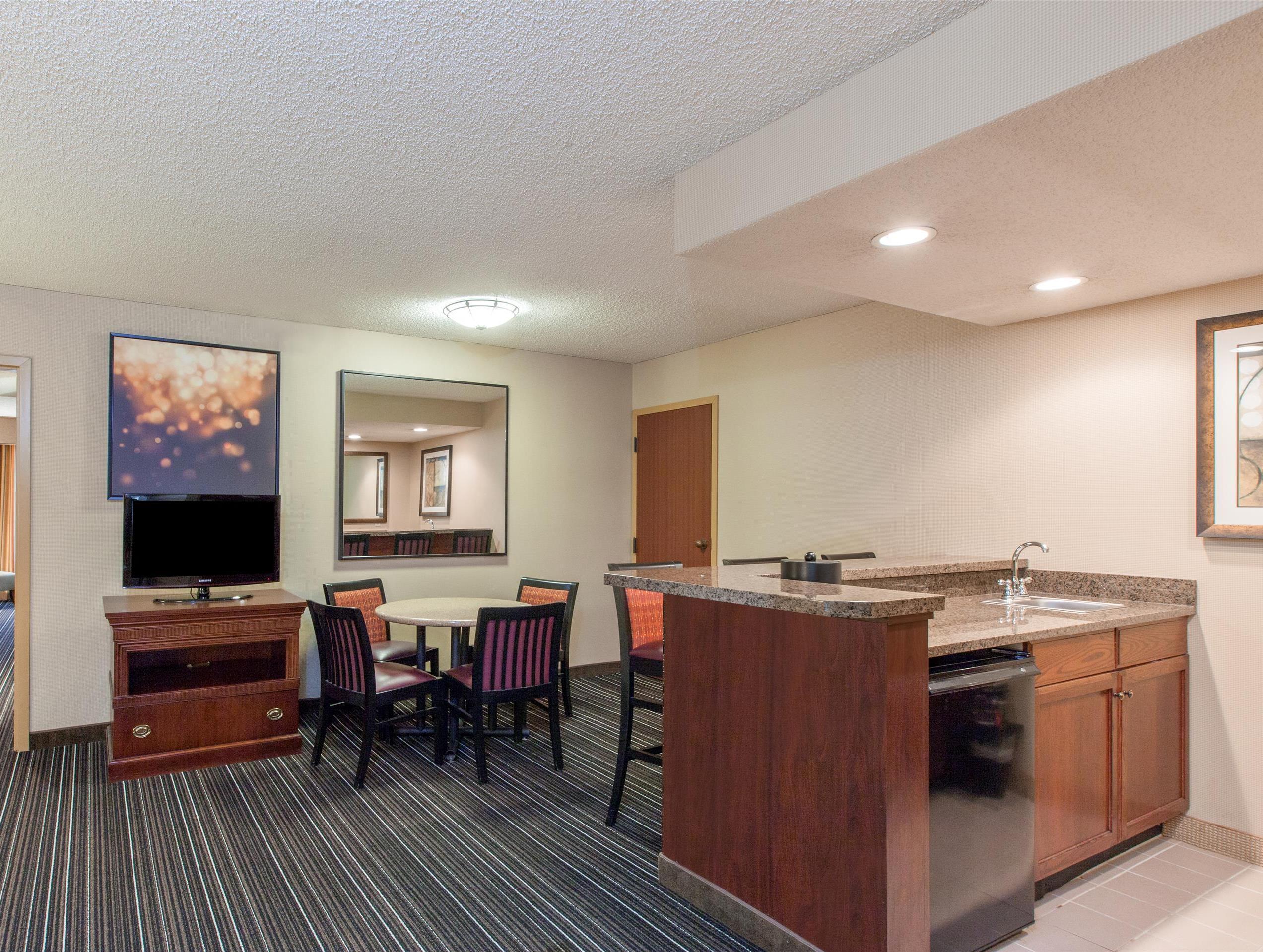 Sonesta Suites Dallas Park Central المظهر الخارجي الصورة